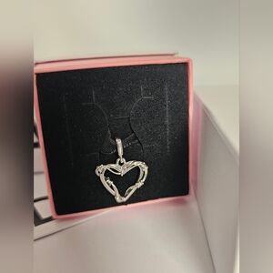 Pandora  Wire Heart Charm